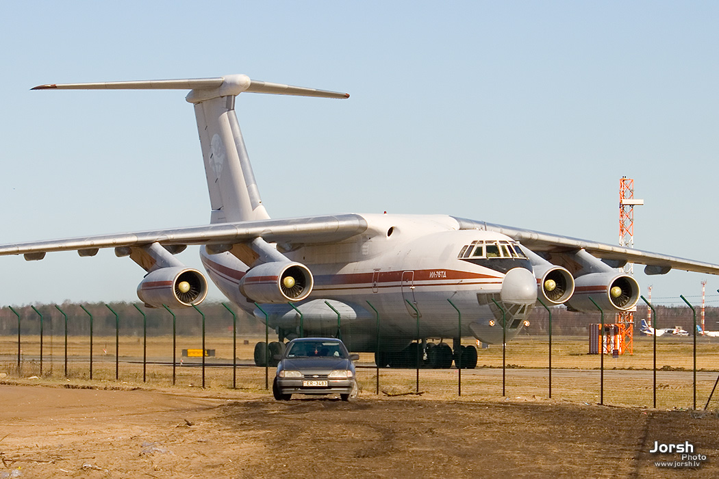 Air Almaty — Ilyushin Il-76TD (UP-I7601)